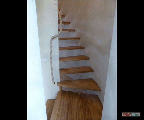 2014 - Innentreppe in die 2. Etage